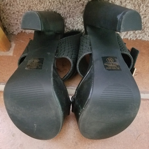 Lulus shoe 6inch heel - Picture 3 of 4